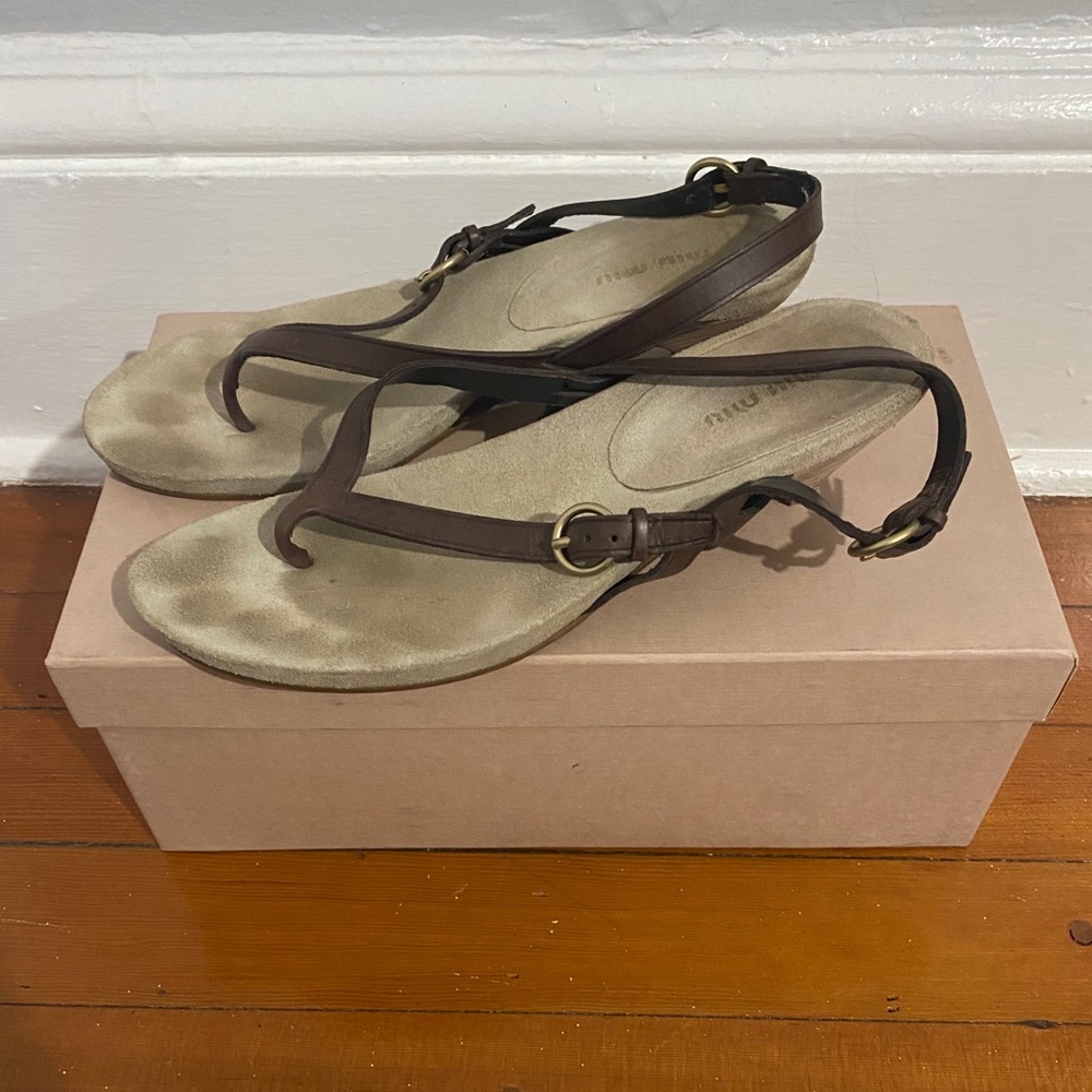 SALE!!❤️Miu miu shoes